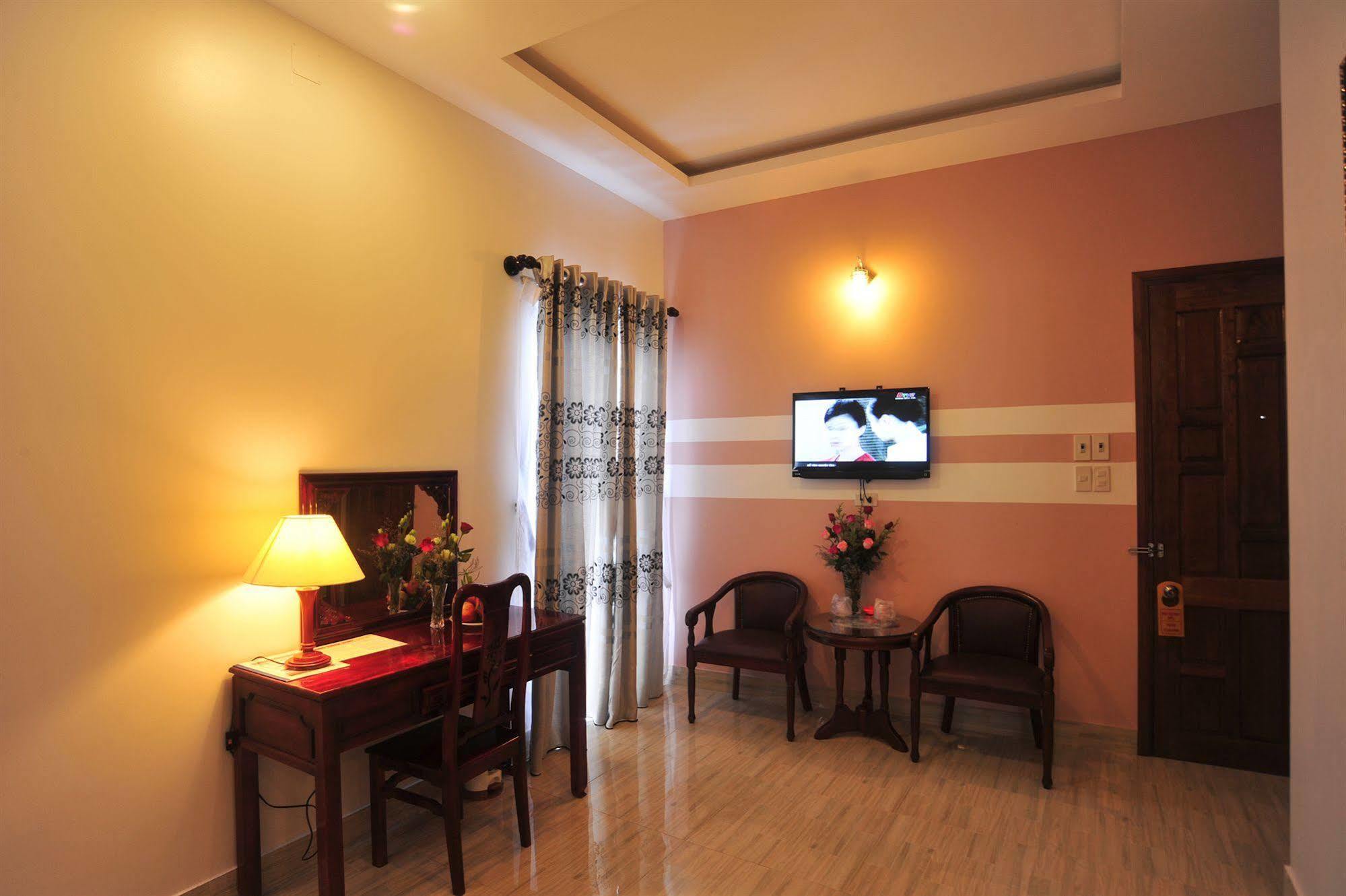 Hong Thien Ruby Hotel Хюэ Экстерьер фото