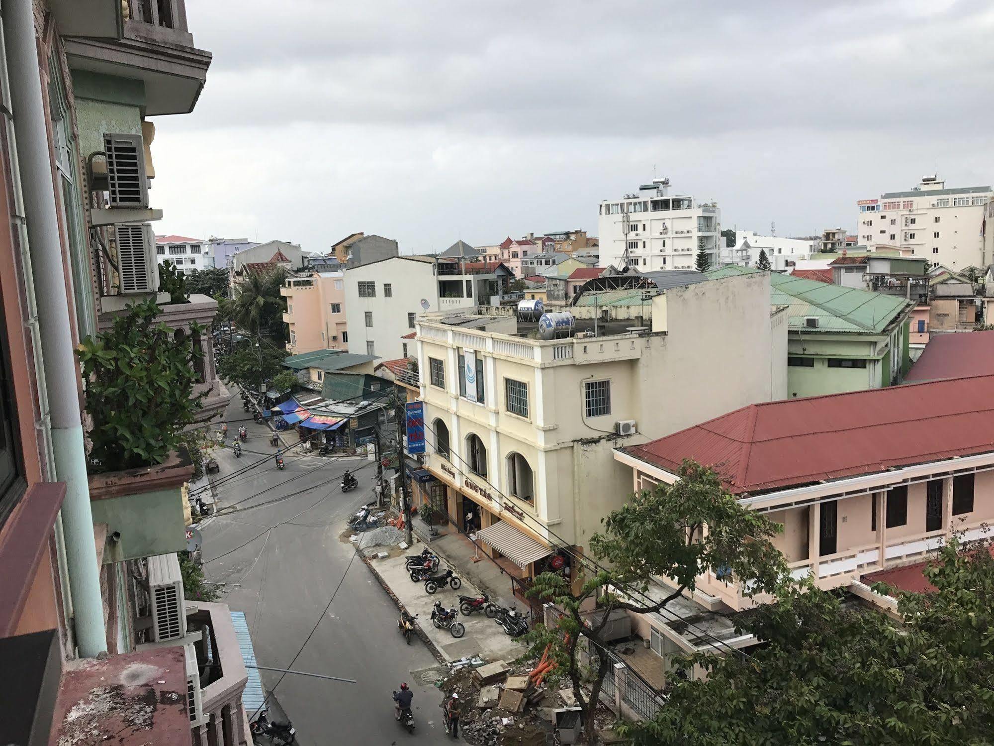 Hong Thien Ruby Hotel Хюэ Экстерьер фото